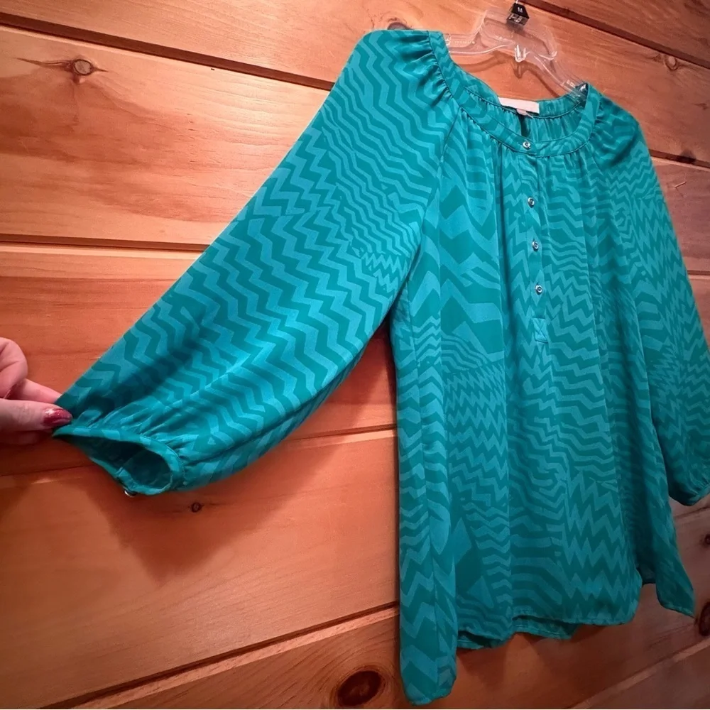 Banana Republic Blouse size Small